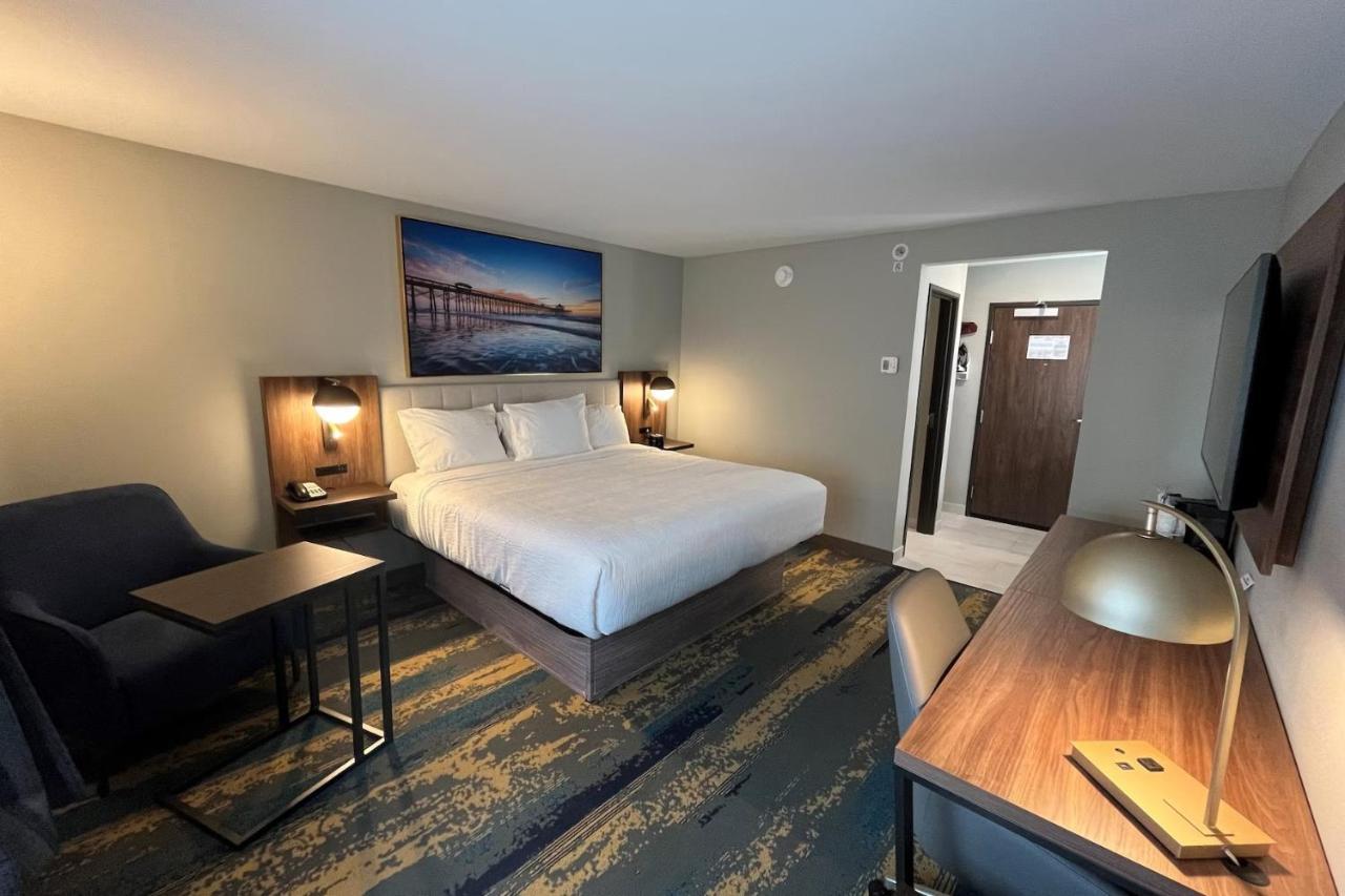 La Quinta Inn By Wyndham Columbia Ne / Fort Jackson エクステリア 写真